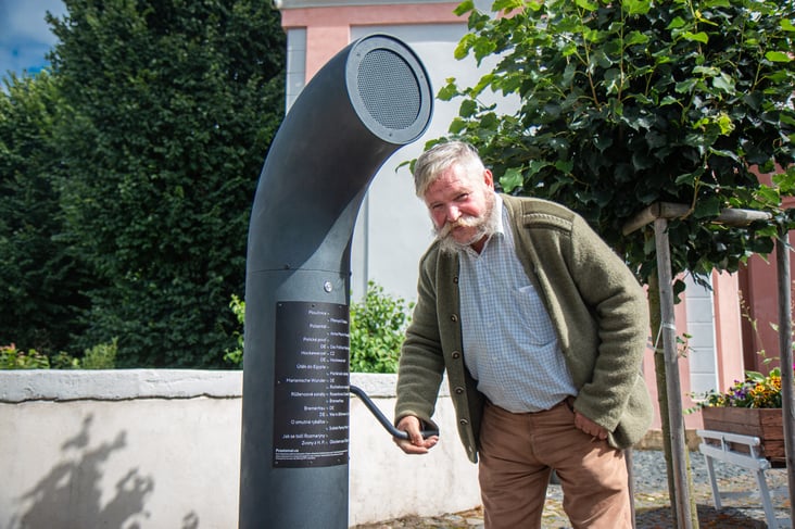 Poesiomat - The audio guide that became a landmark